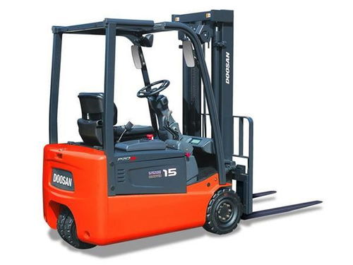 電動(dòng)電瓶叉車(chē)出現(xiàn)異味是什么原因？
